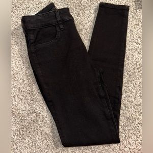 Hi-Rise brand new American Eagle Outfitters Jeggings 
Size: 0 or 25w